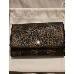 Classic Brown Checkered 6-Key Holder Wallet Case Vegan Leather